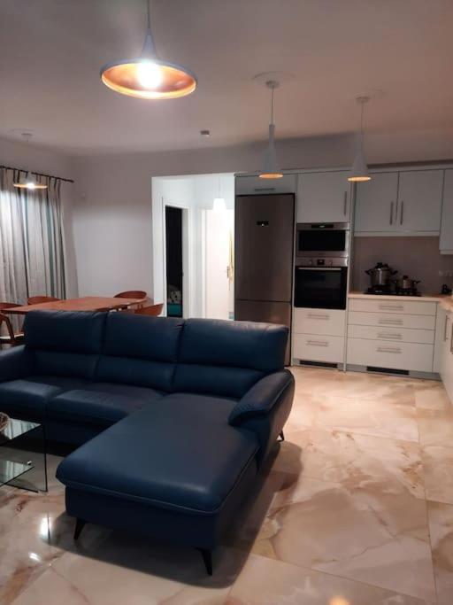 Avra-3 Luxury Apartamento